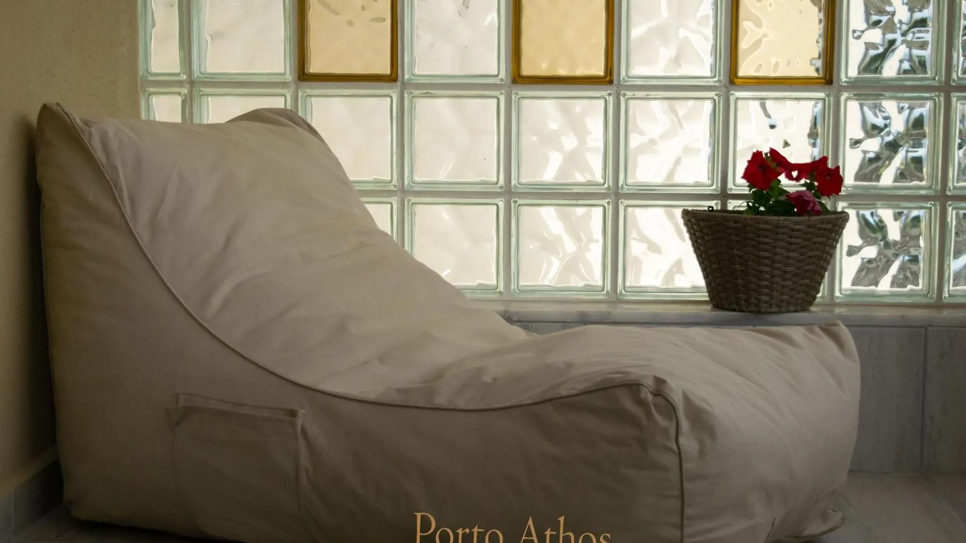 Porto Athos Apartments 1345 依诺罗达 0*,  希腊
