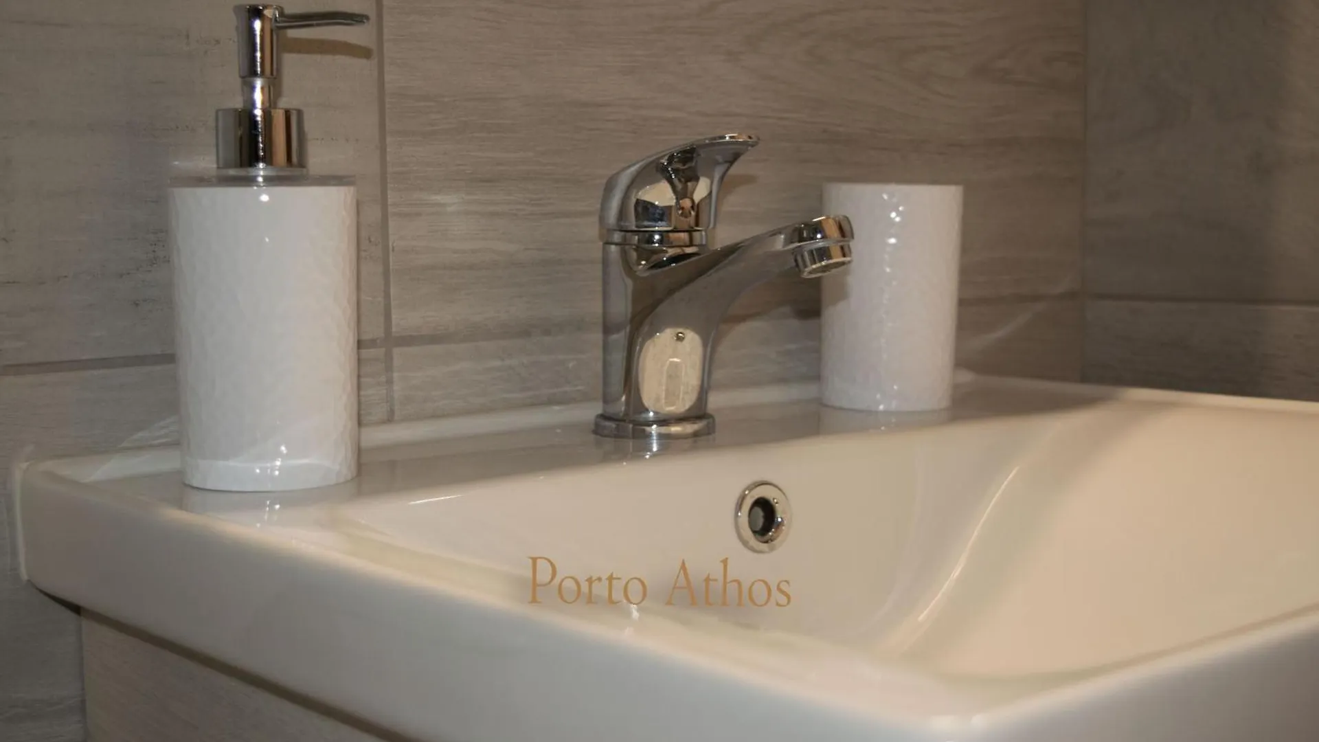 Porto Athos Apartments 1345 Nea Roda Grecia